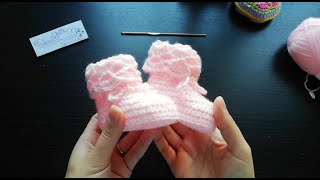 Tuto Crochet Bébé « Chaussons Éventail » 03 mois [upl. by Elleinaj]