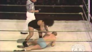 Pampero Firpo vs Gary Vallon [upl. by Durant]