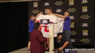 Miesha Tate has to use towel to make weight [upl. by Nageet229]