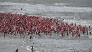 Nieuwjaarsduik strand van scheveningen 112018 [upl. by Akemeuwkuhc]