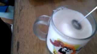 Aerolatte Review Frothing Cold Milk In Under 1 Minute [upl. by Leicester]